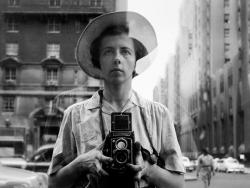 Le fotografie di Vivian Maier esposte al Museo di Nuoro